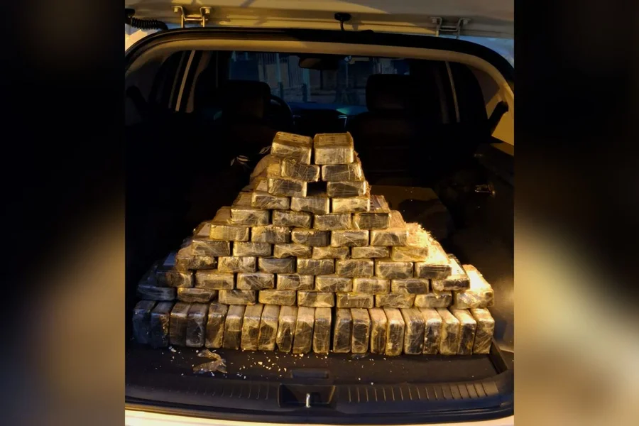 Solto após juiz achar 200 kg de cocaína “pouco” é condenado à prisão