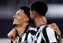 Botafogo supera crise, derrota o Petrolero e segue invicto na Sula