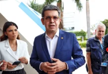 Randolfe Rodrigues afirma que governo deve indicar outro nome para STF