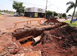 Prefeitura inicia obra para acabar com alagamentos na Avenida Esplanada